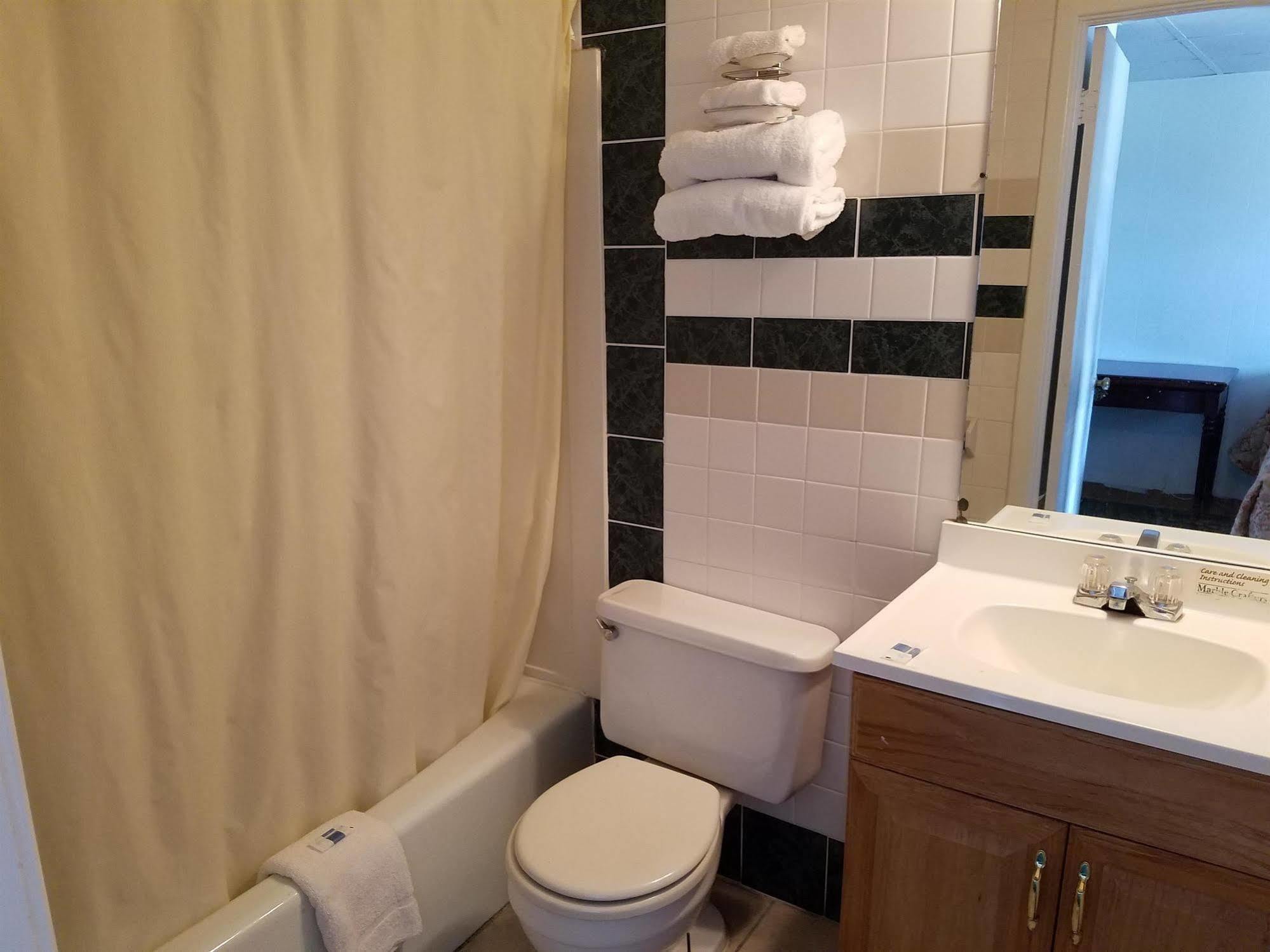 Oak Park Motel Tahlequah Екстериор снимка